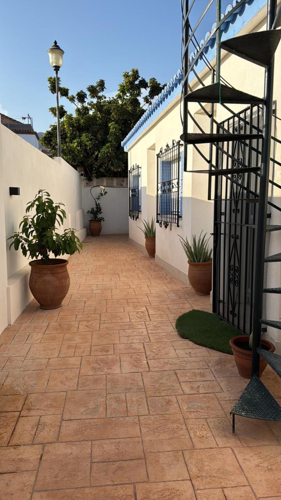 Villa Stunning In Aguadulce, Almeria Private Pool 400 Sqm Area 800m Aguadulce (Almeria)