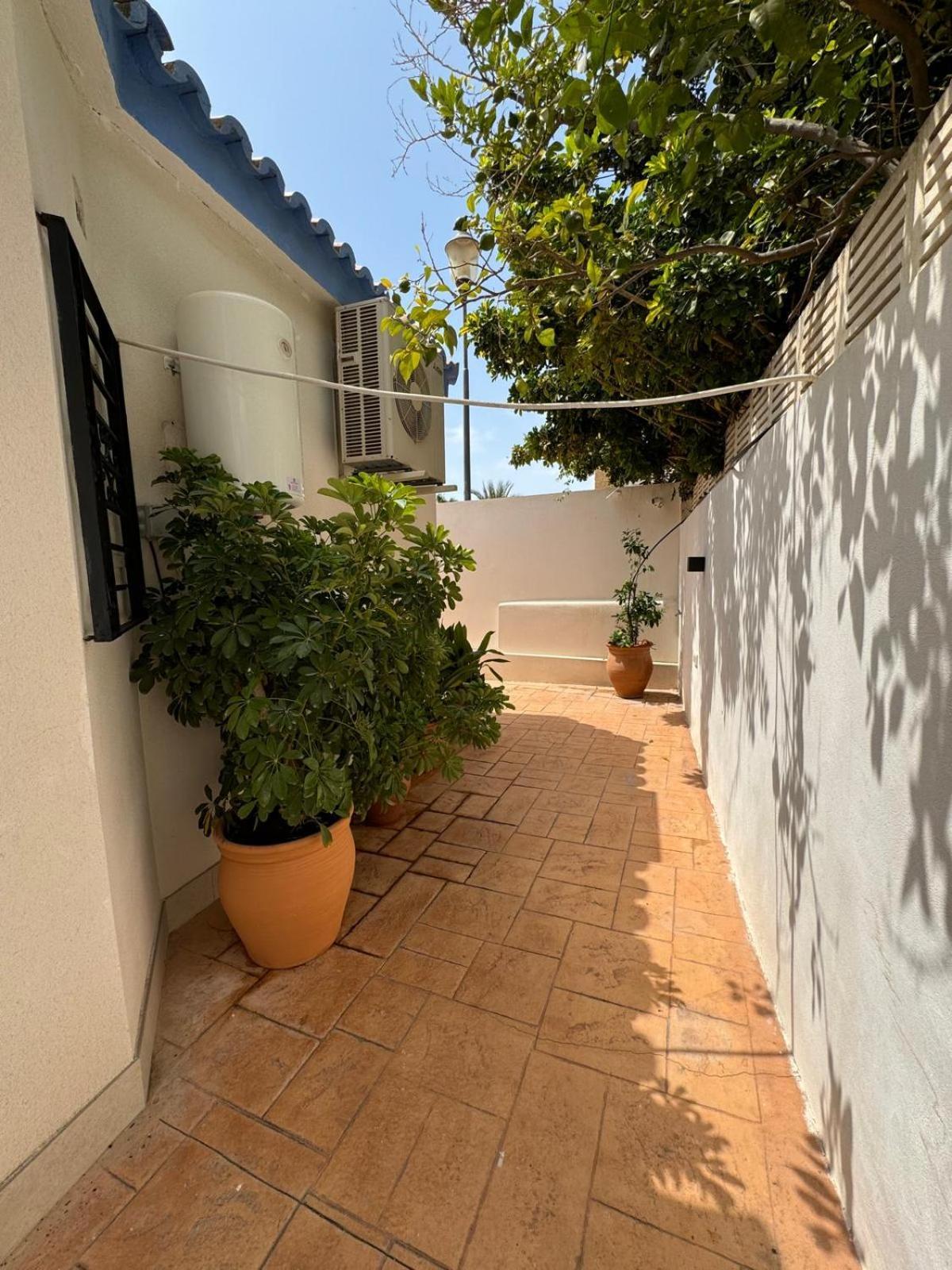 Stunning In Aguadulce, Almeria Private Pool 400 Sqm Area 800m *